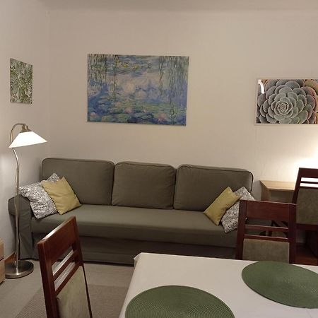 Zsuzsa Apartman Budapest Bagian luar foto