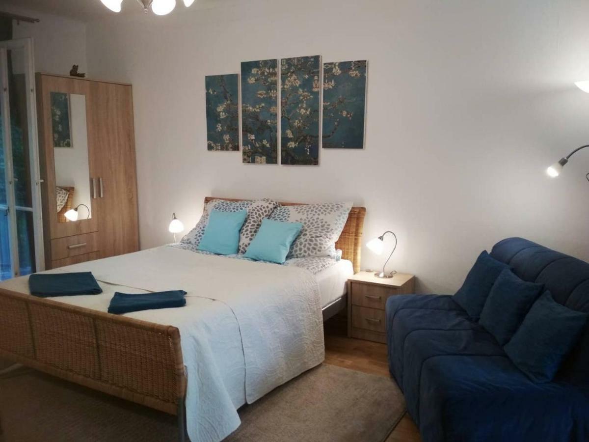 Zsuzsa Apartman Budapest Bagian luar foto