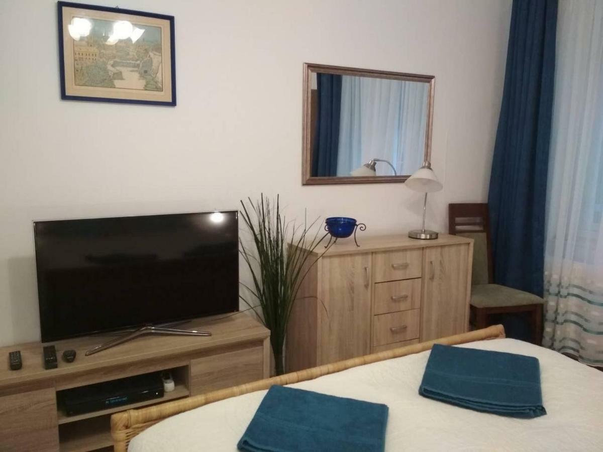 Zsuzsa Apartman Budapest Bagian luar foto