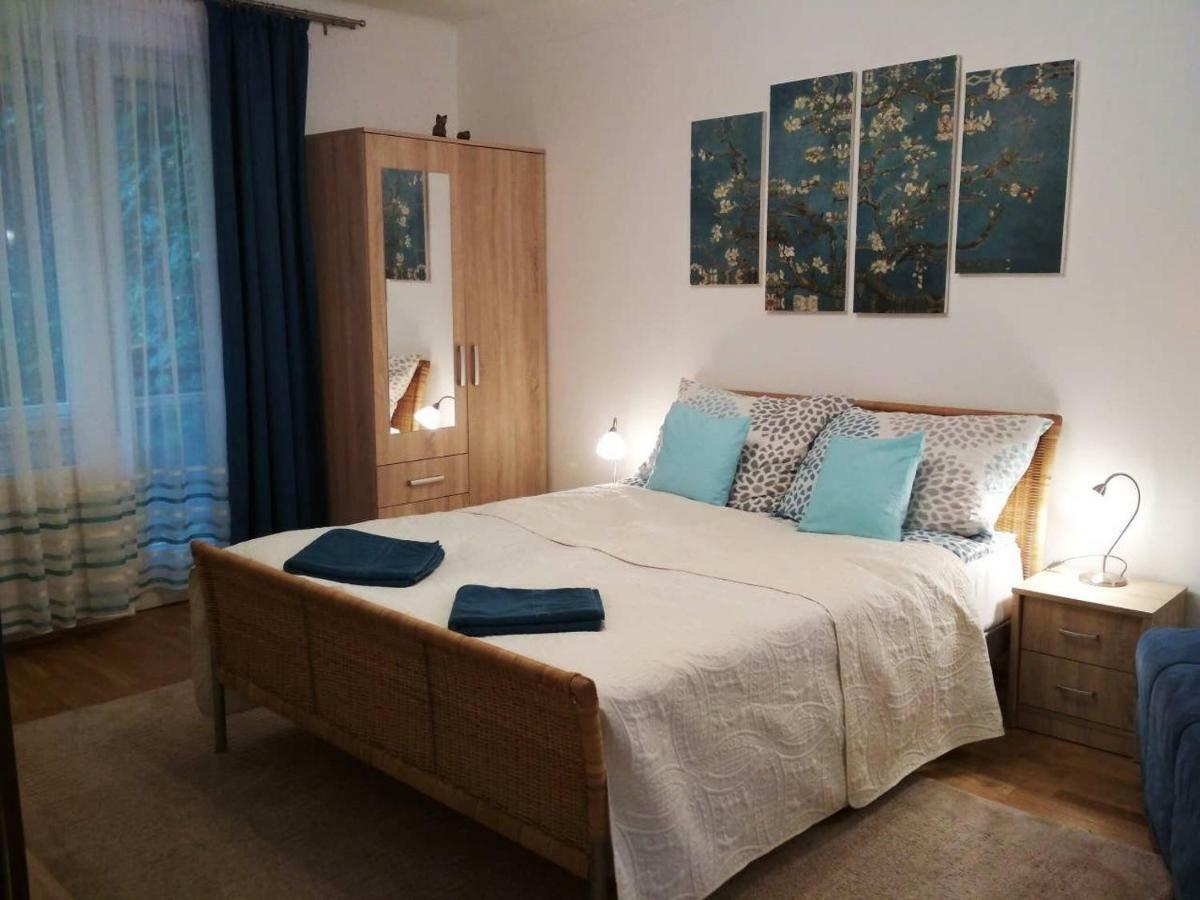 Zsuzsa Apartman Budapest Bagian luar foto